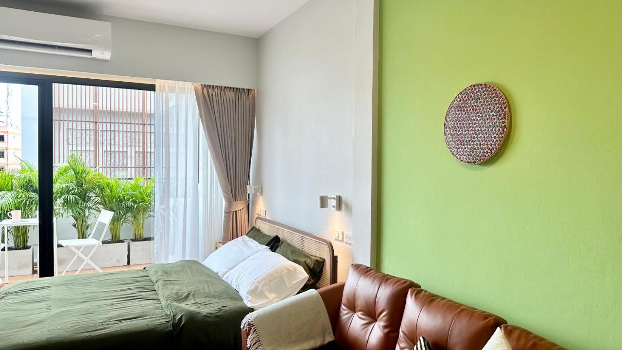 The Tangerine Guesthouse Бангкок Экстерьер фото