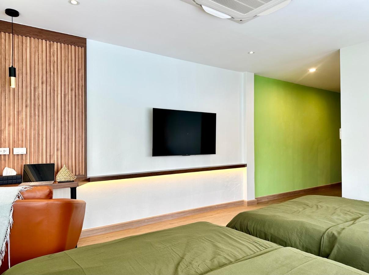The Tangerine Guesthouse Бангкок Экстерьер фото