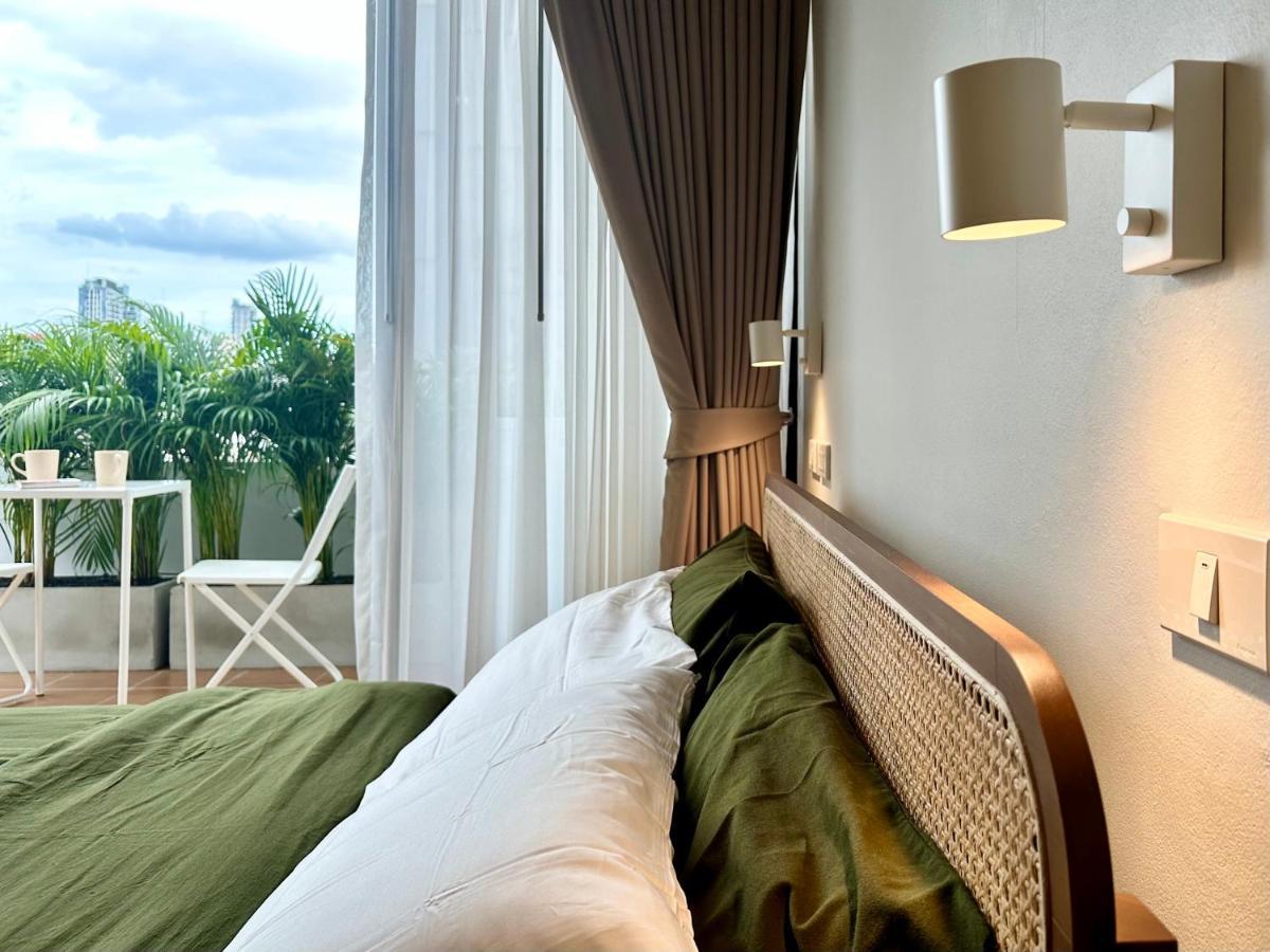 The Tangerine Guesthouse Бангкок Экстерьер фото