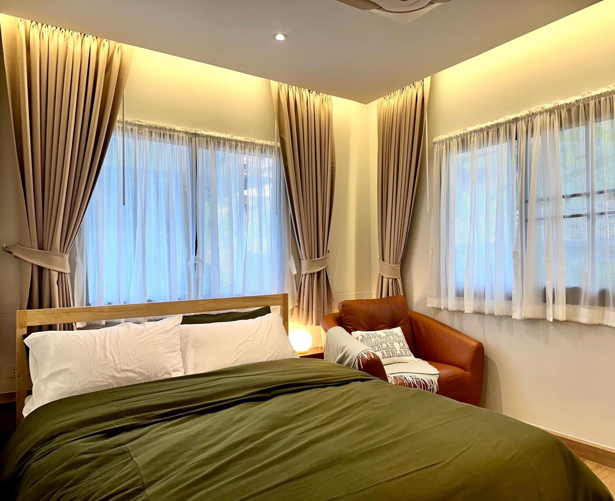 The Tangerine Guesthouse Бангкок Экстерьер фото